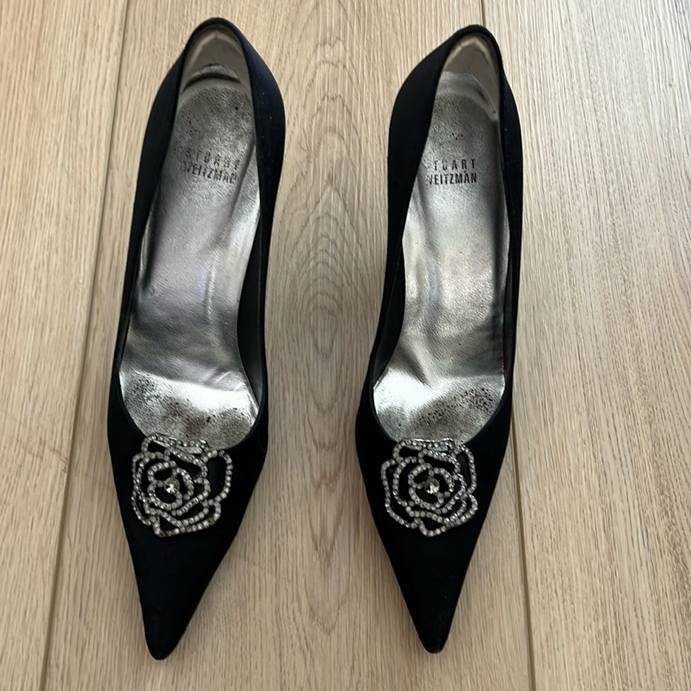 Stuart Weitzman black satin heels. Size 9.5 Just absolutely gorgeous!